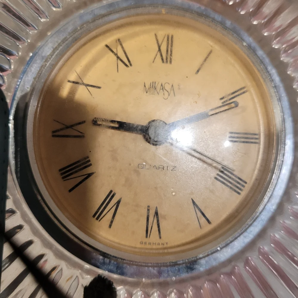 Vintage Mikasa Fleurisse German Quartz Desk Clock Crystal New battery